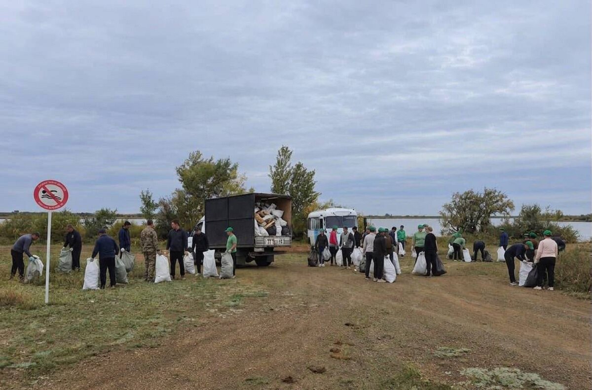 «Таза Қазақстан»: Более 465 тонн мусора убрано с территорий водных объектов и гидросооружений