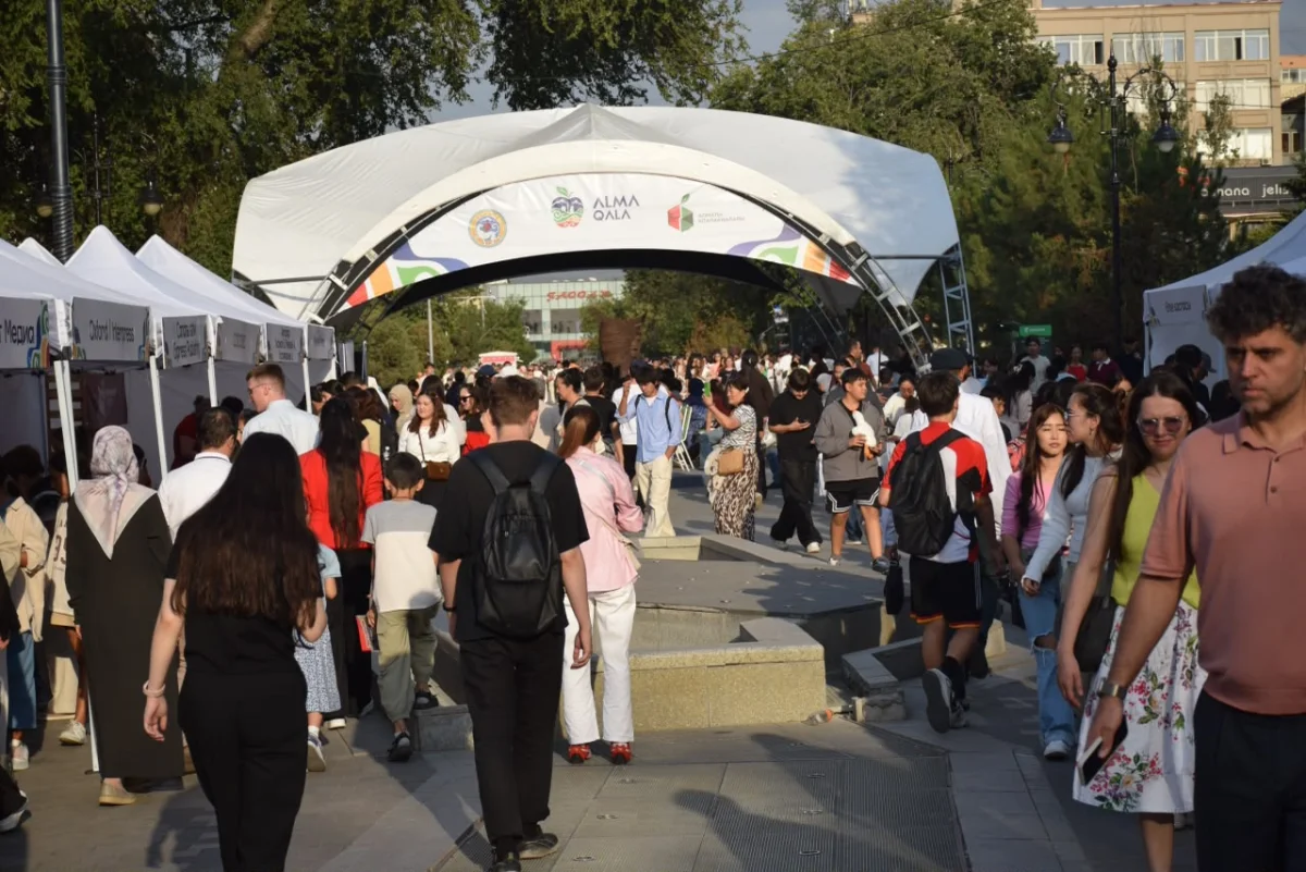 Алматыдағы KitapFest кітап жәрмеңкесіне 50 мыңнан астам адам қатысты