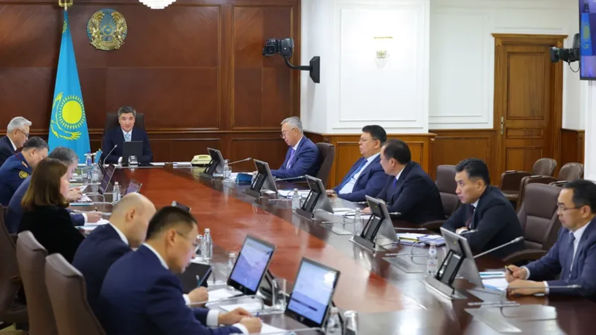 Токаев жестко высказался о дорогах: правительство начало действовать