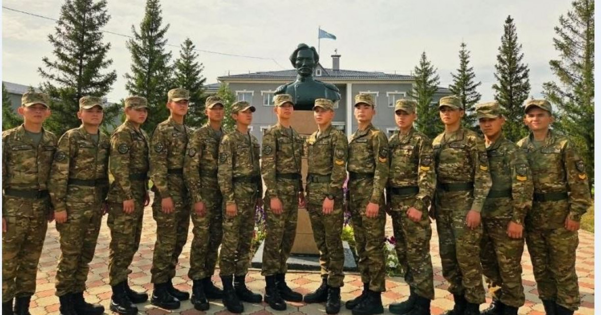   Сержанттар корпусын қалыптастырған отыз жыл   