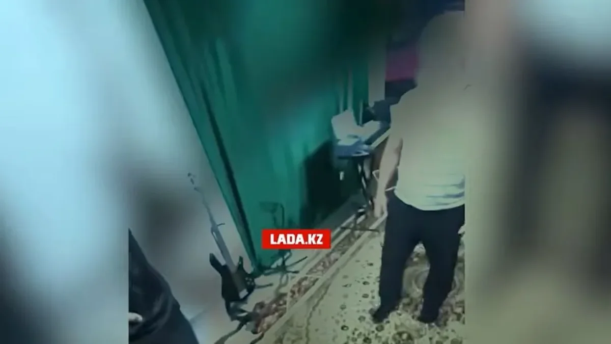 «Почему вы пришли пьяным?»: видео с учителем НИШ вызвало проверку