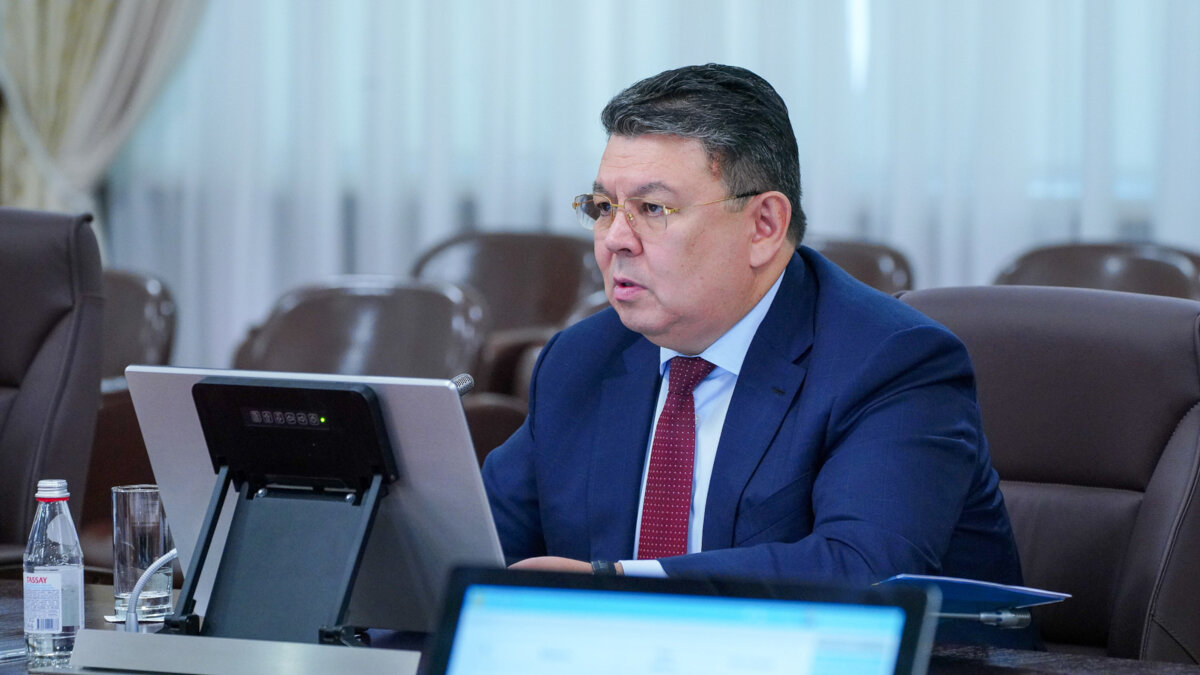 Каспийдегі әскери қызметшілердің қазасы: Үкіметтік комиссия құрылды