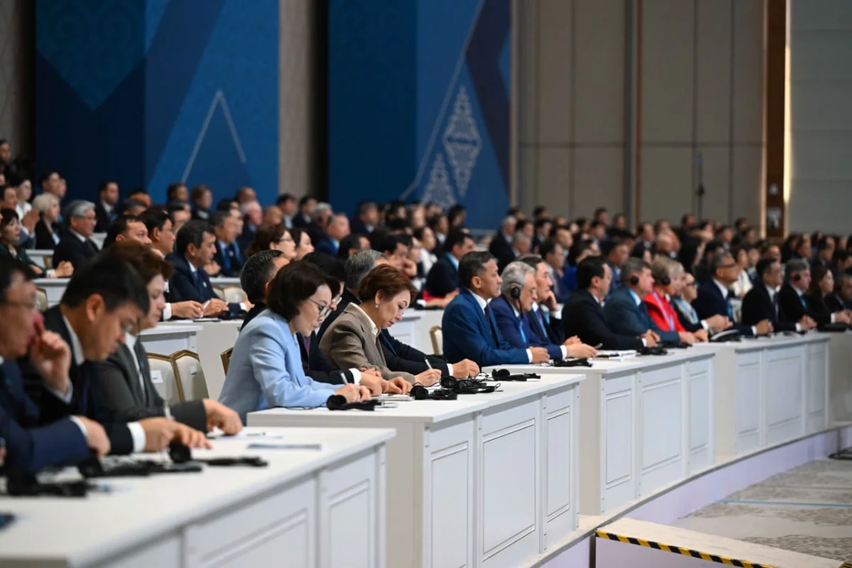 Әрдайым халықпен тікелей байланыста болуларыңыз керек – Президент Қазақстан Халық Кеңесінің мүшелеріне үндеу жасады
