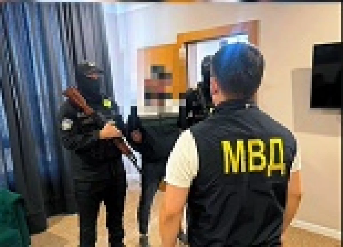 В Шымкенте у известного тамады изъяты предположительно наркотические вещества