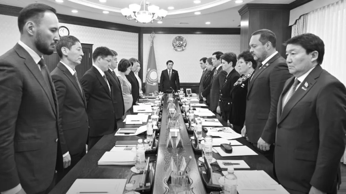 146 млн теңгеден асты: Құрылтай депутаттары көмекке жұмылды