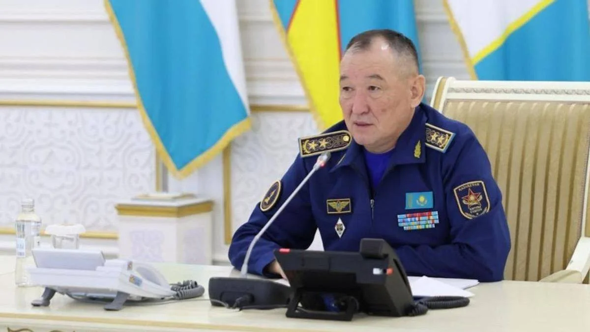 Президент Қорғаныс министрін лауазымынан босатты