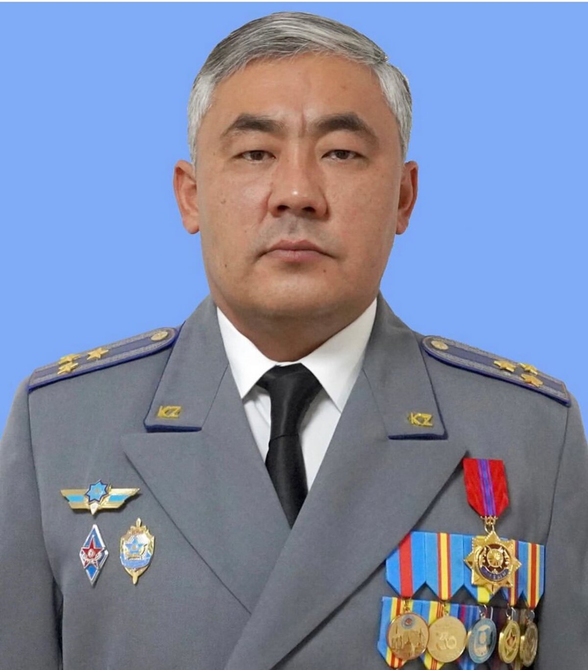 Токаев назначил нового министра: Кто возглавил оборонное ведомство?