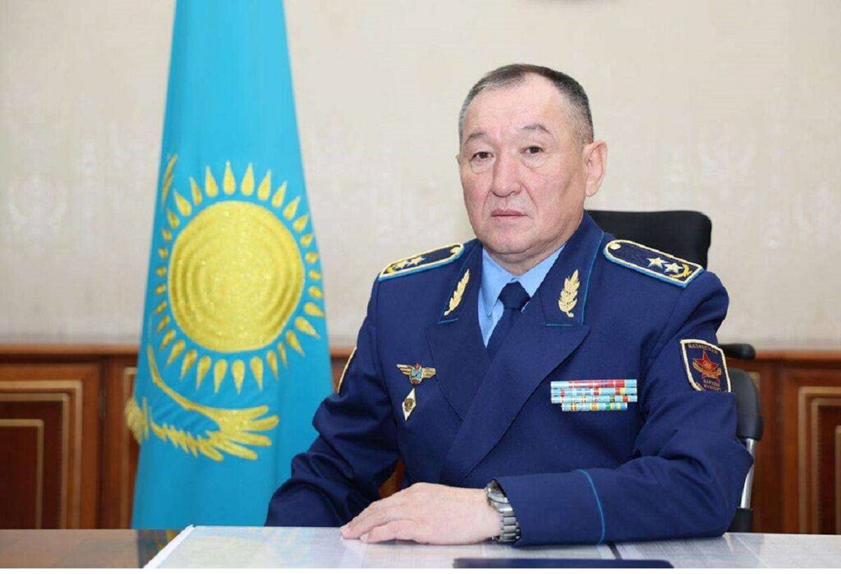 Тоқаев Қорғаныс министрін қызметінен босатты