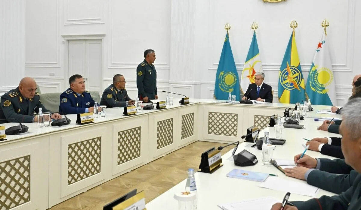 Президент Казахстана поручил подготовить план военной реформы