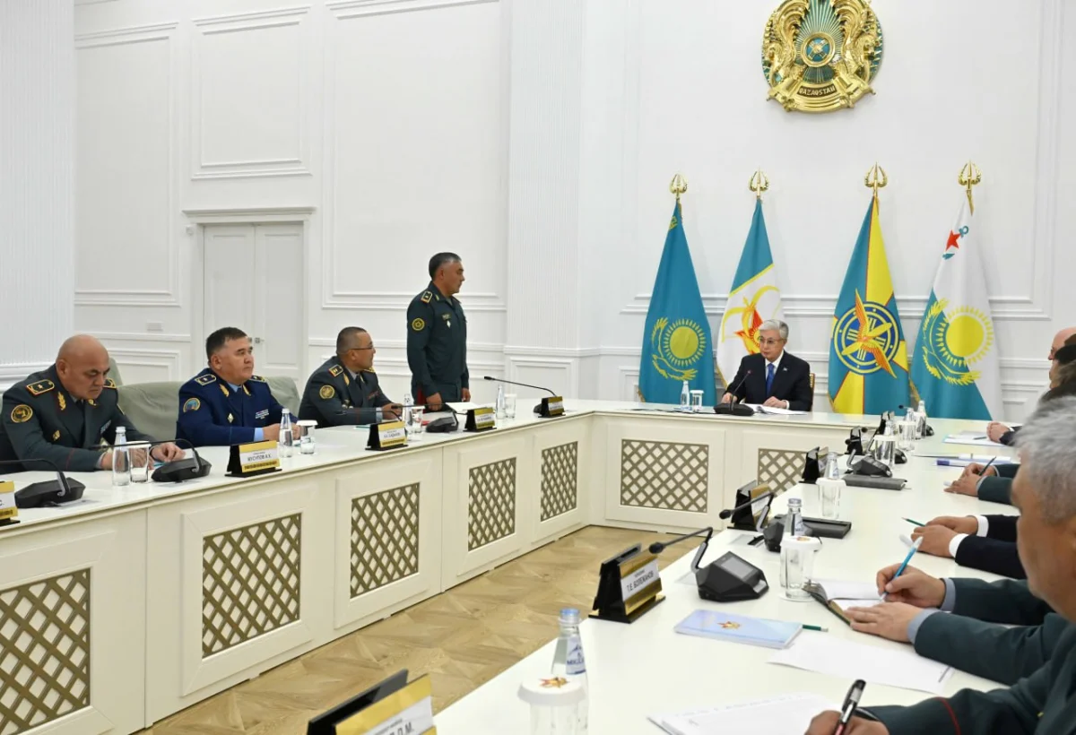 Президент поручил подготовить План военной реформы